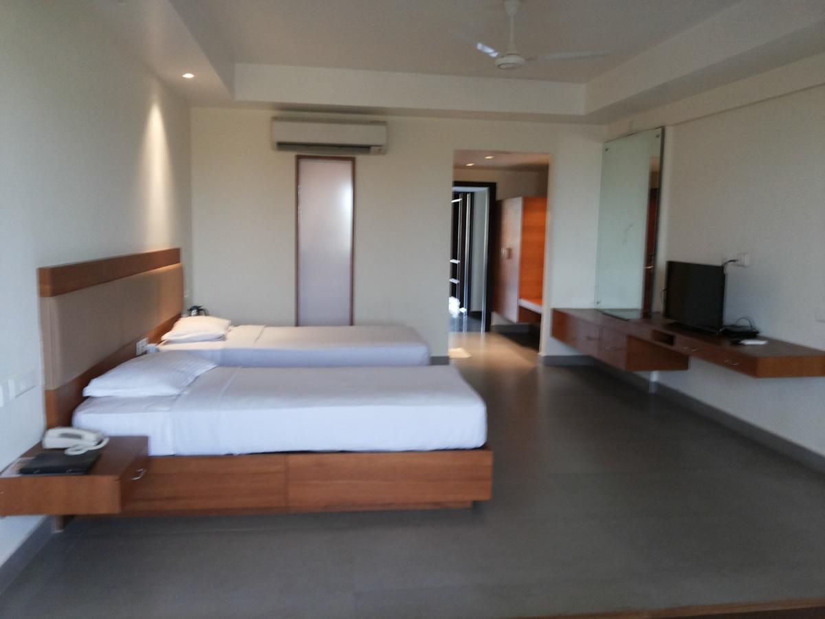 Hotel Malabar Residency à Kannur Extérieur photo